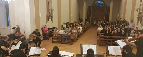 Coro y Ensamble campus San Felipe brindaron su tradicional concierto de fin de año.