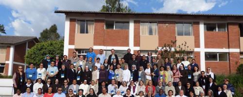 Hermanas María Faúndez y Carolina Madariaga participan en seminario organizado por la CLAR.