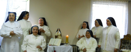 Fundación de las Hermanas Contemplativas en Santiago